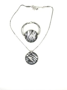 Brighton Ziggy Zebra Round Crystal Pendant Necklace and Bracelet Set